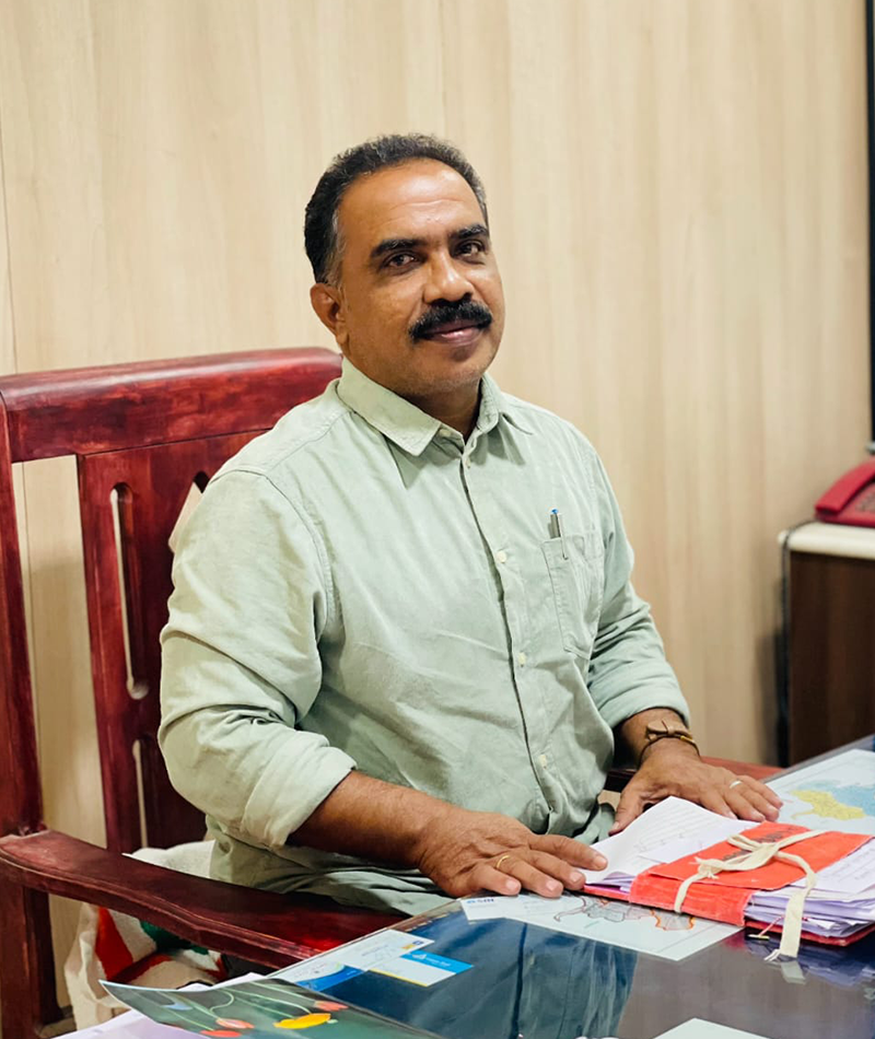 Sri. V K   SURESH KUMAR